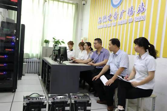尚德中学广播室