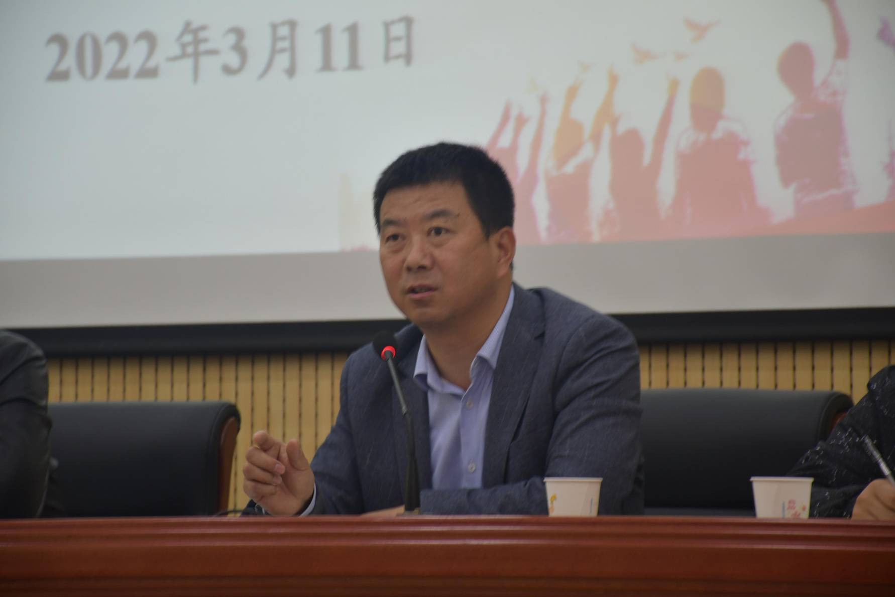 区教育考试中心主任韩晓斌